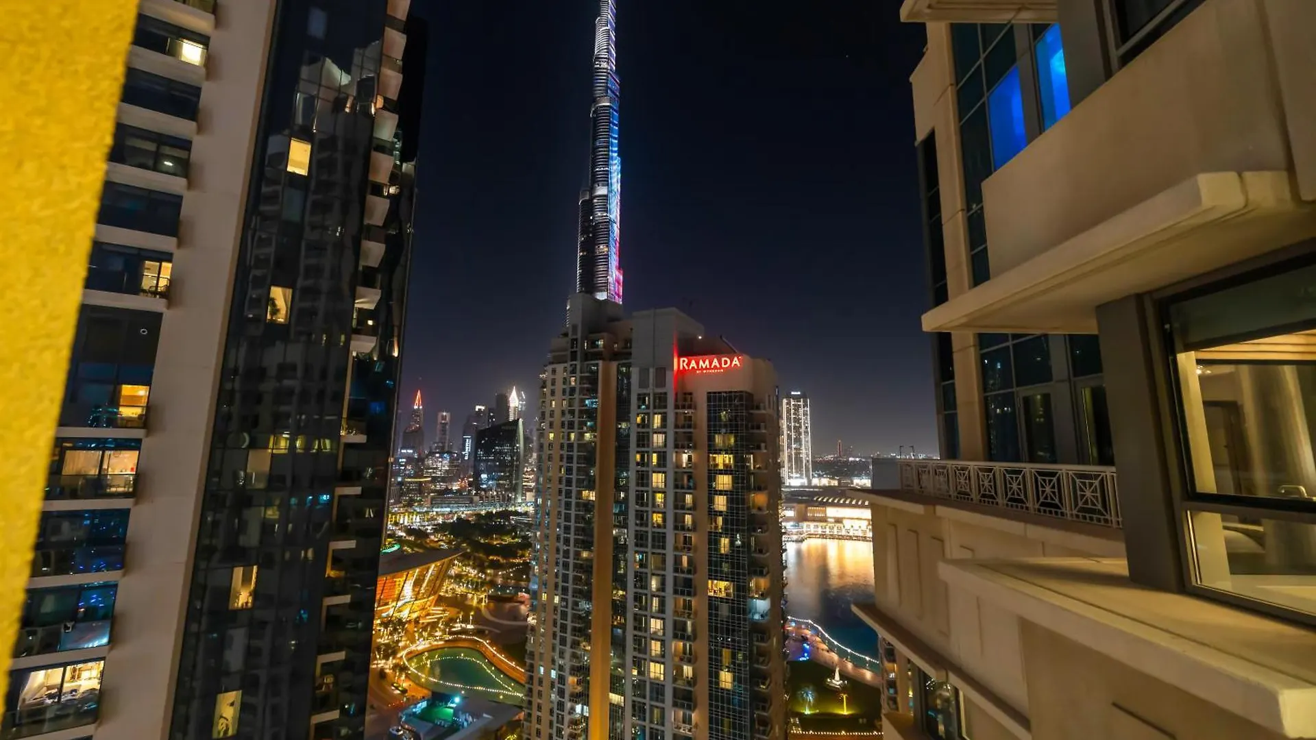3Br With Gaming Lounge, Burj Khalifa, Fountain View Apartment Dubai
